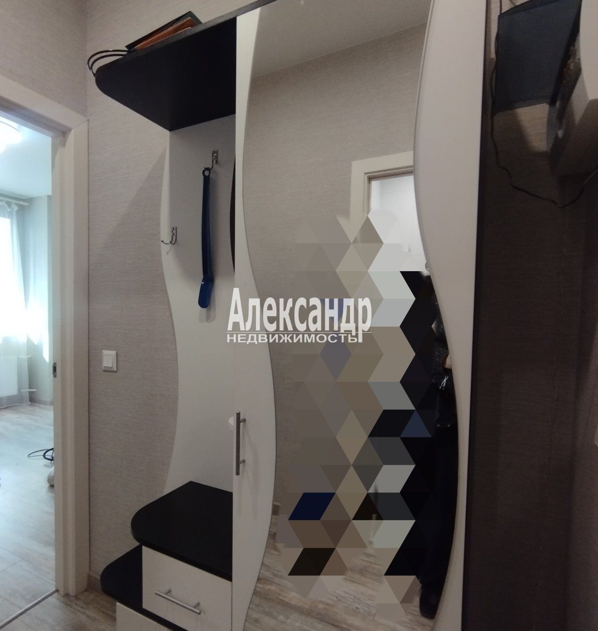 1-комнатная квартира (32м2) в аренду по адресу Ленинградская область, Всеволожский район, Мурино, Охтинская аллея, 8— фото 19 из 22