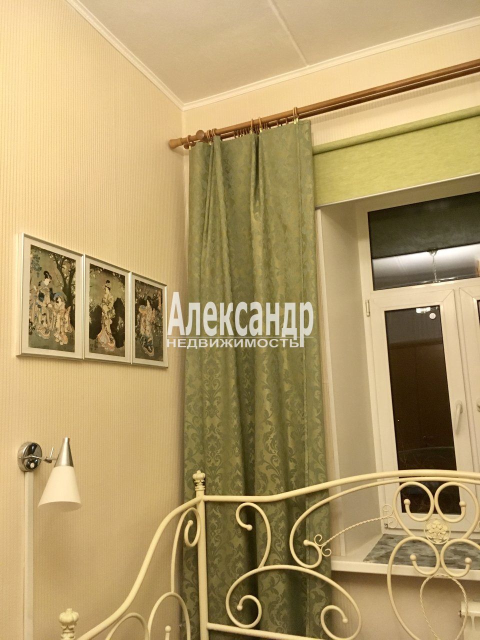 3-комнатная квартира (70м2) на продажу по адресу Санкт-Петербург, улица Александра Матросова, 14— фото 3 из 21