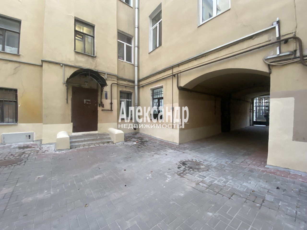 4-комнатная квартира (62м2) на продажу по адресу Санкт-Петербург, Щербаков переулок, 7— фото 15 из 21