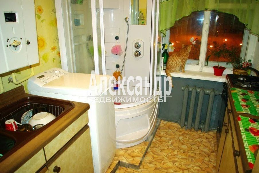 4-комнатная квартира (62м2) на продажу по адресу Санкт-Петербург, Щербаков переулок, 7— фото 10 из 21