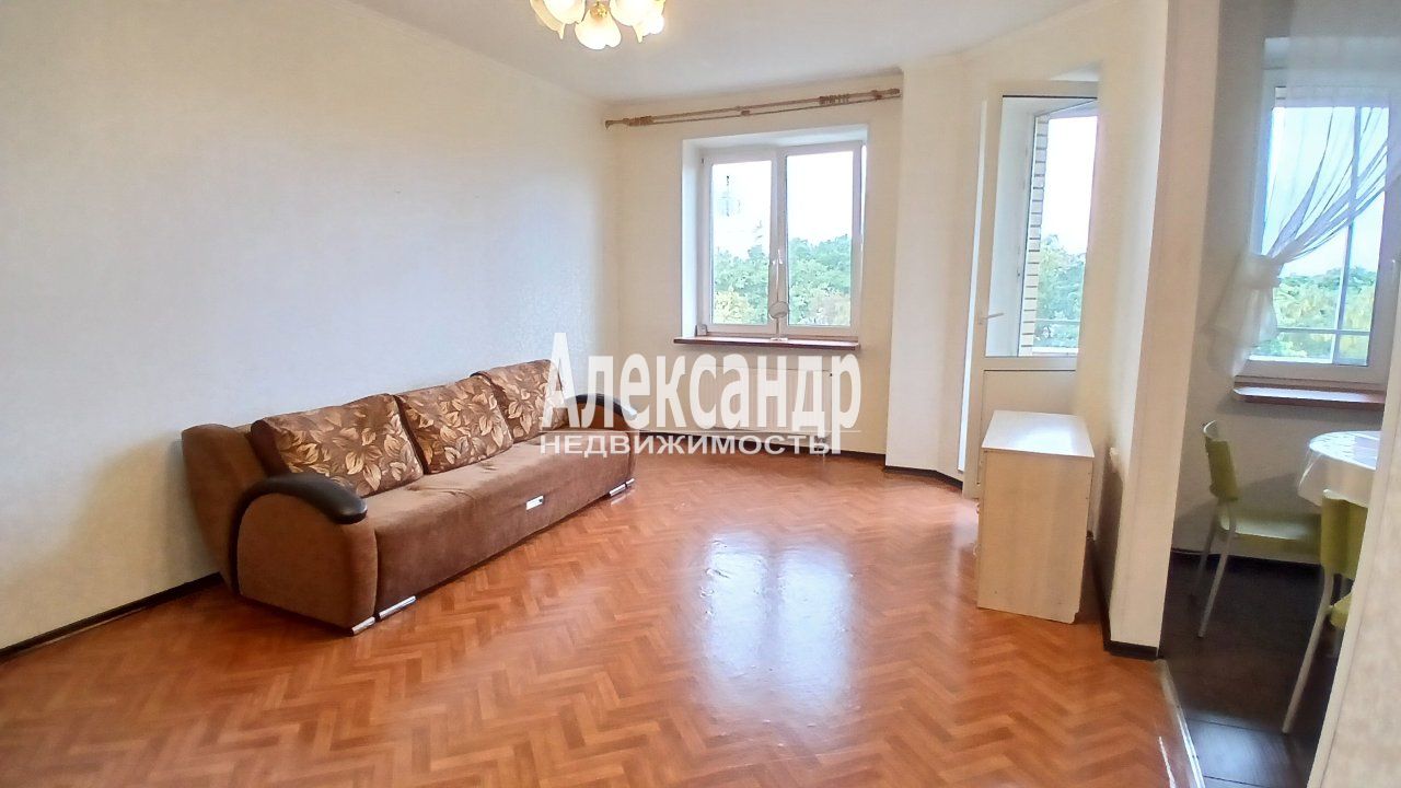 2-комнатная квартира (75м2) на продажу по адресу Санкт-Петербург, Сестрорецк, улица Воскова, 5— фото 1 из 18
