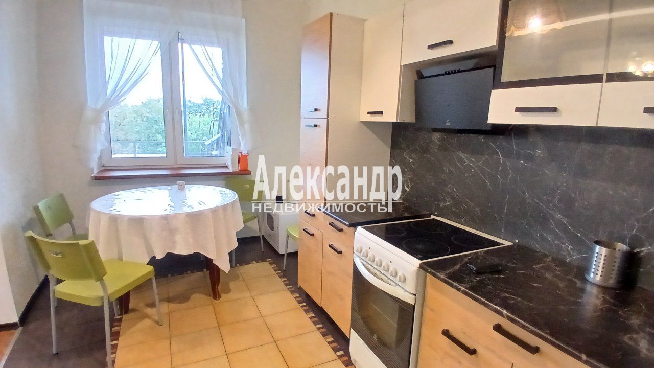 2-комнатная квартира (75м2) на продажу по адресу Санкт-Петербург, Сестрорецк, улица Воскова, 5— фото 5 из 18