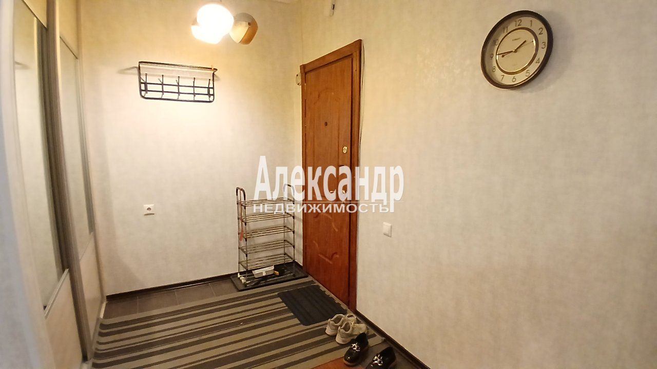 2-комнатная квартира (75м2) на продажу по адресу Санкт-Петербург, Сестрорецк, улица Воскова, 5— фото 11 из 18