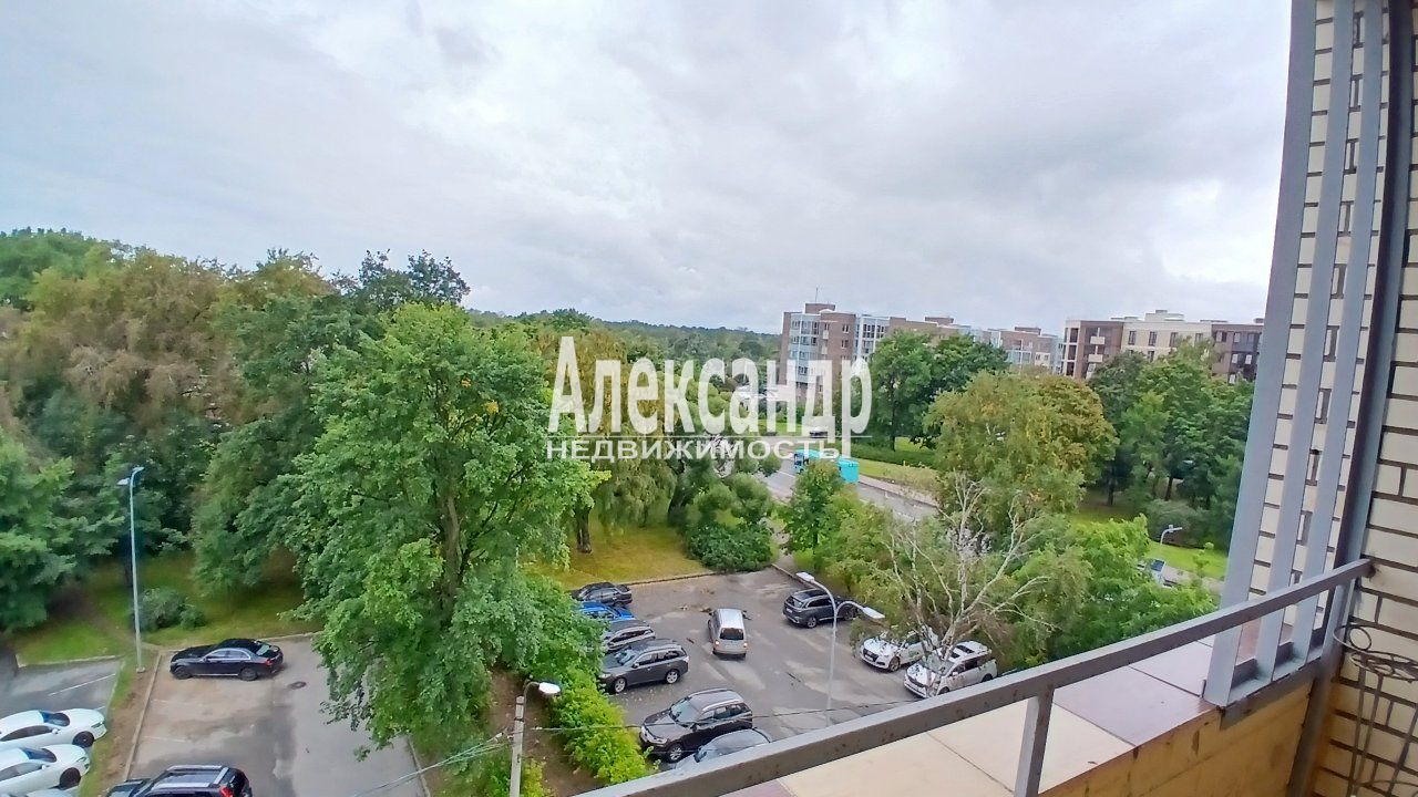 2-комнатная квартира (75м2) на продажу по адресу Санкт-Петербург, Сестрорецк, улица Воскова, 5— фото 12 из 18