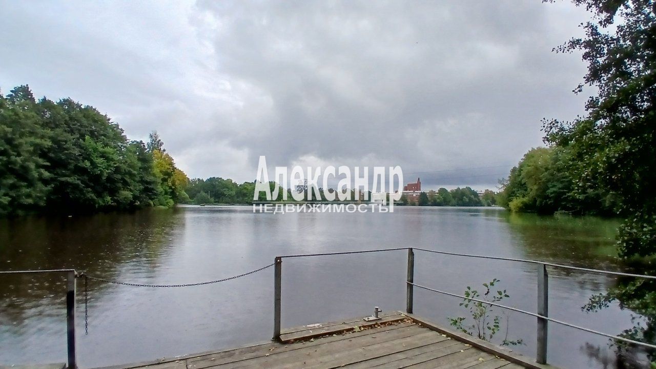 2-комнатная квартира (75м2) на продажу по адресу Санкт-Петербург, Сестрорецк, улица Воскова, 5— фото 17 из 18