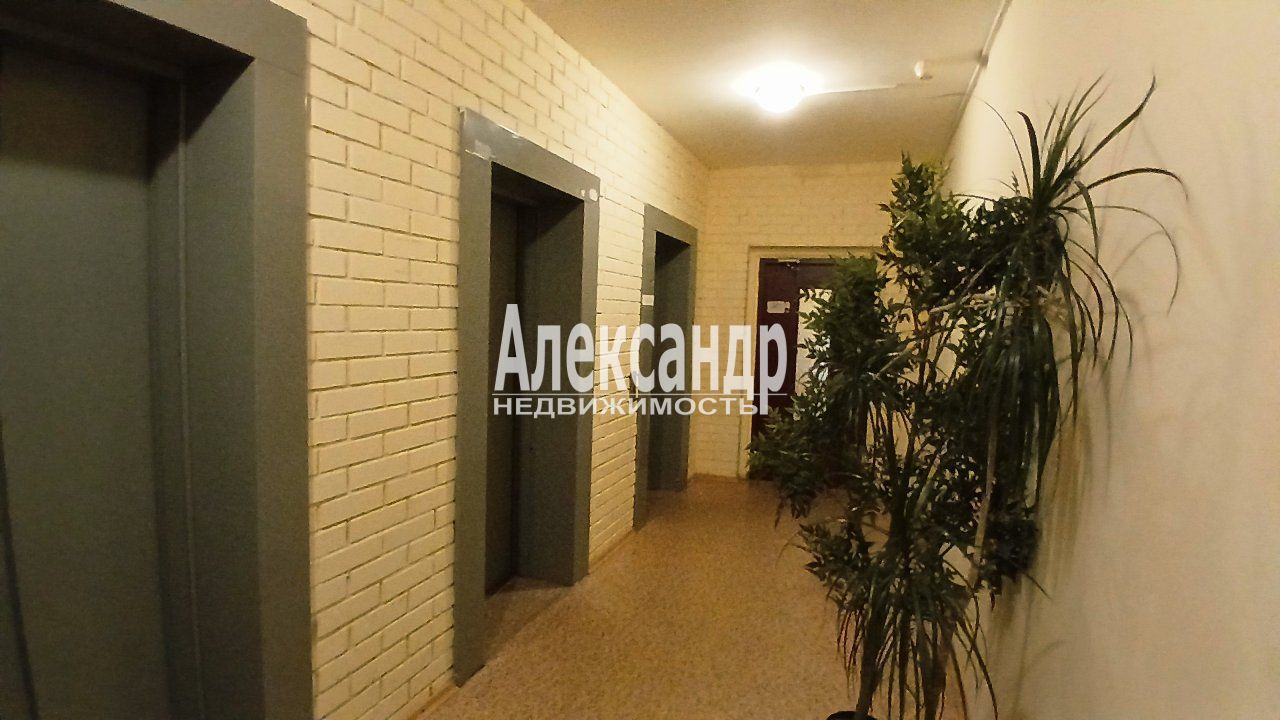 2-комнатная квартира (75м2) на продажу по адресу Санкт-Петербург, Сестрорецк, улица Воскова, 5— фото 14 из 18