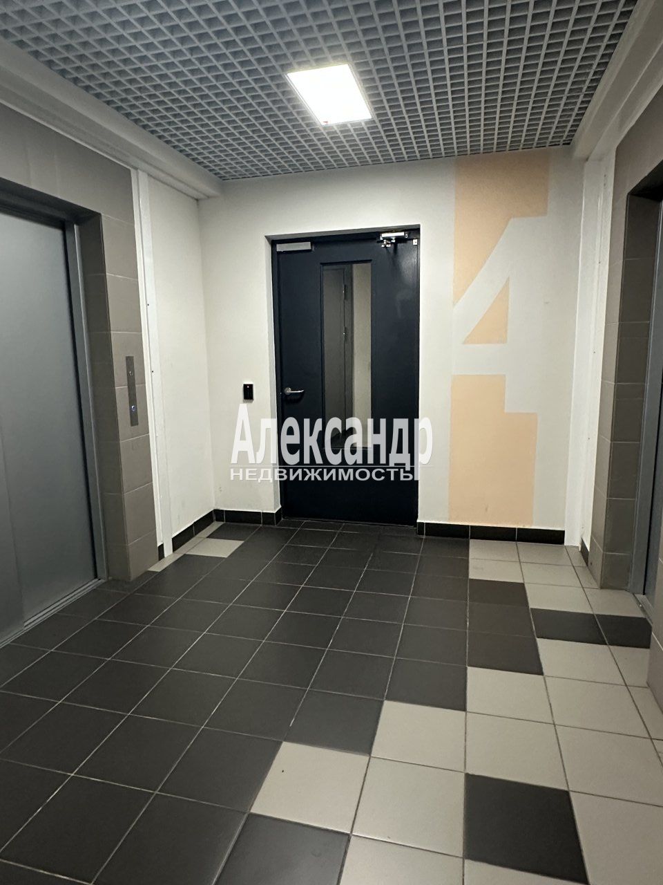 1-комнатная квартира (35м2) на продажу по адресу Санкт-Петербург, Богословская улица, 4к4— фото 17 из 22