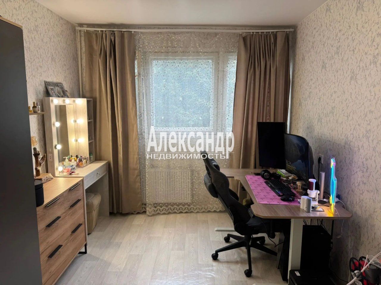 3-комнатная квартира (62м2) на продажу по адресу Санкт-Петербург, улица Кустодиева, 2— фото 5 из 16