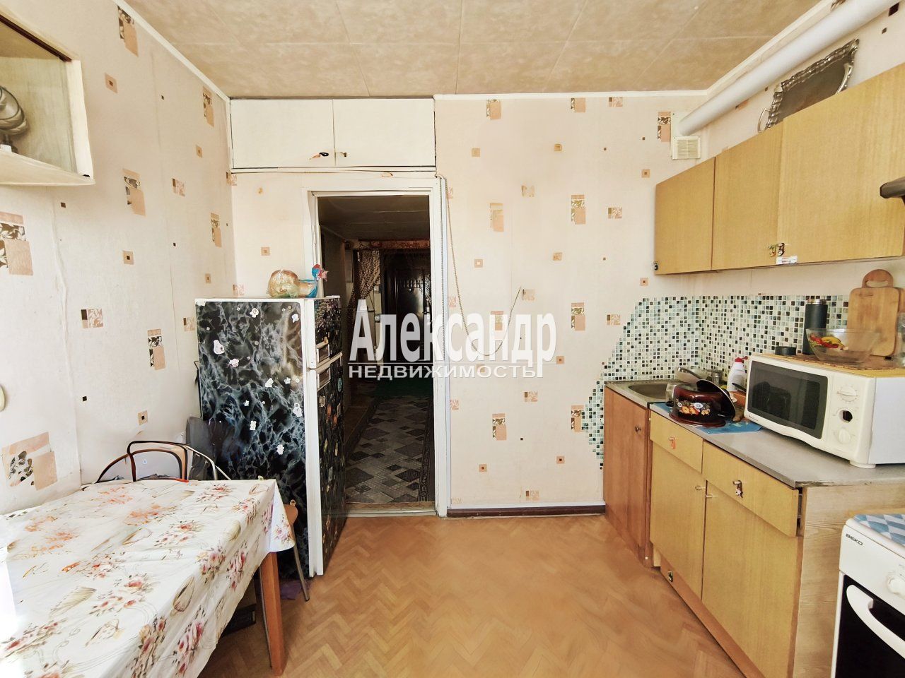 2-комнатная квартира (59м2) на продажу по адресу Ленинградская область, Выборгский район, Гончаровское сельское поселение, посёлок Житково, Центральная улица, 32— фото 4 из 19
