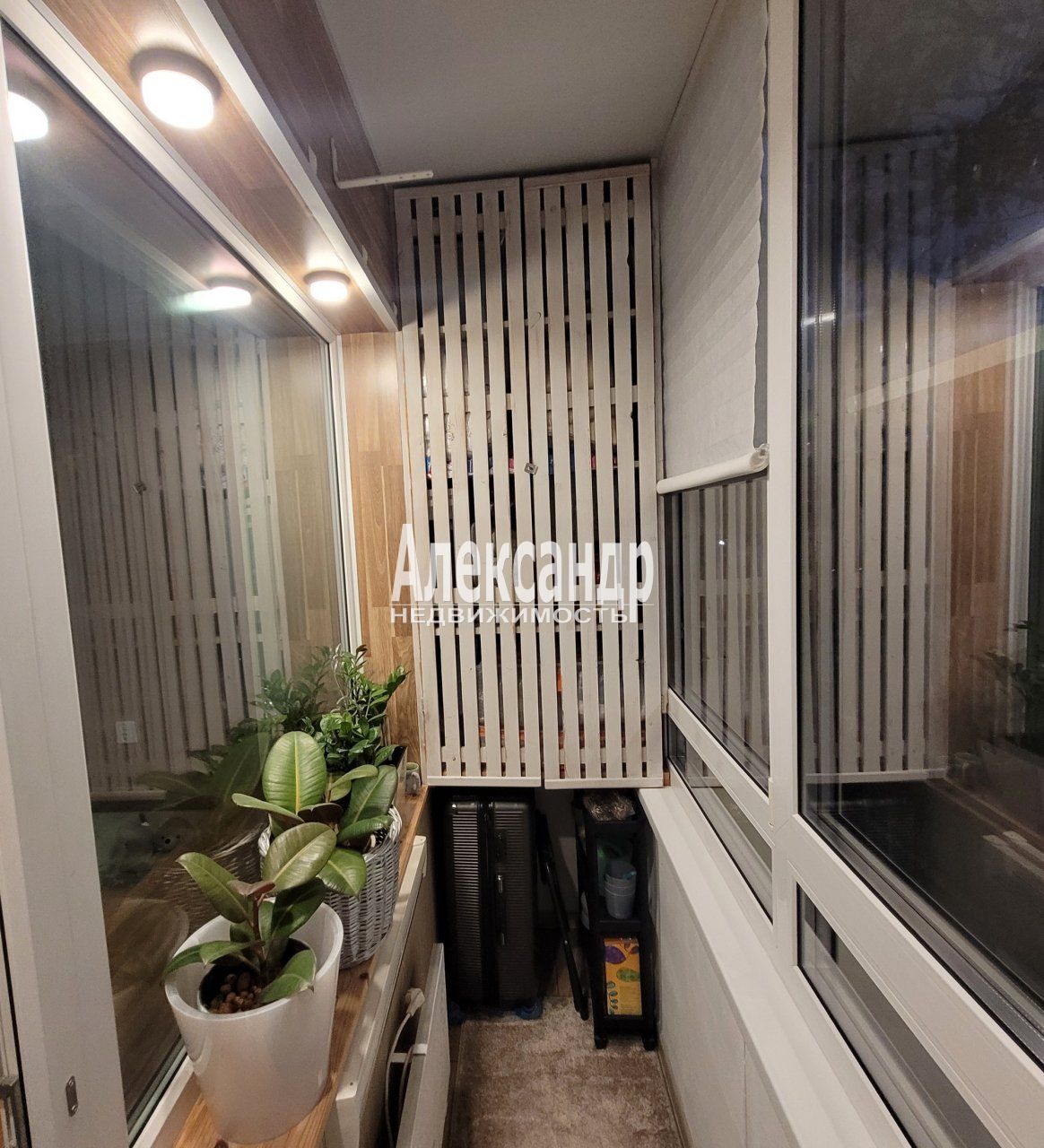 2-комнатная квартира (51м2) на продажу по адресу Ленинградская область, Выборгский район, Приморское городское поселение, посёлок Глебычево, улица Мира, 4, подъезд 4— фото 24 из 33
