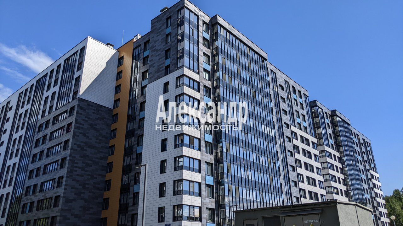 1-комнатная квартира (36м2) на продажу по адресу Санкт-Петербург, Торфяная дорога, 15к3— фото 1 из 25