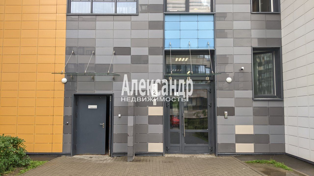 1-комнатная квартира (36м2) на продажу по адресу Санкт-Петербург, Торфяная дорога, 15к3— фото 22 из 25