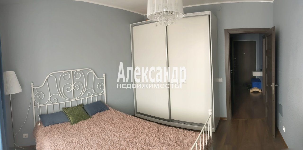 1-комнатная квартира (36м2) на продажу по адресу Санкт-Петербург, Торфяная дорога, 15к3— фото 4 из 25