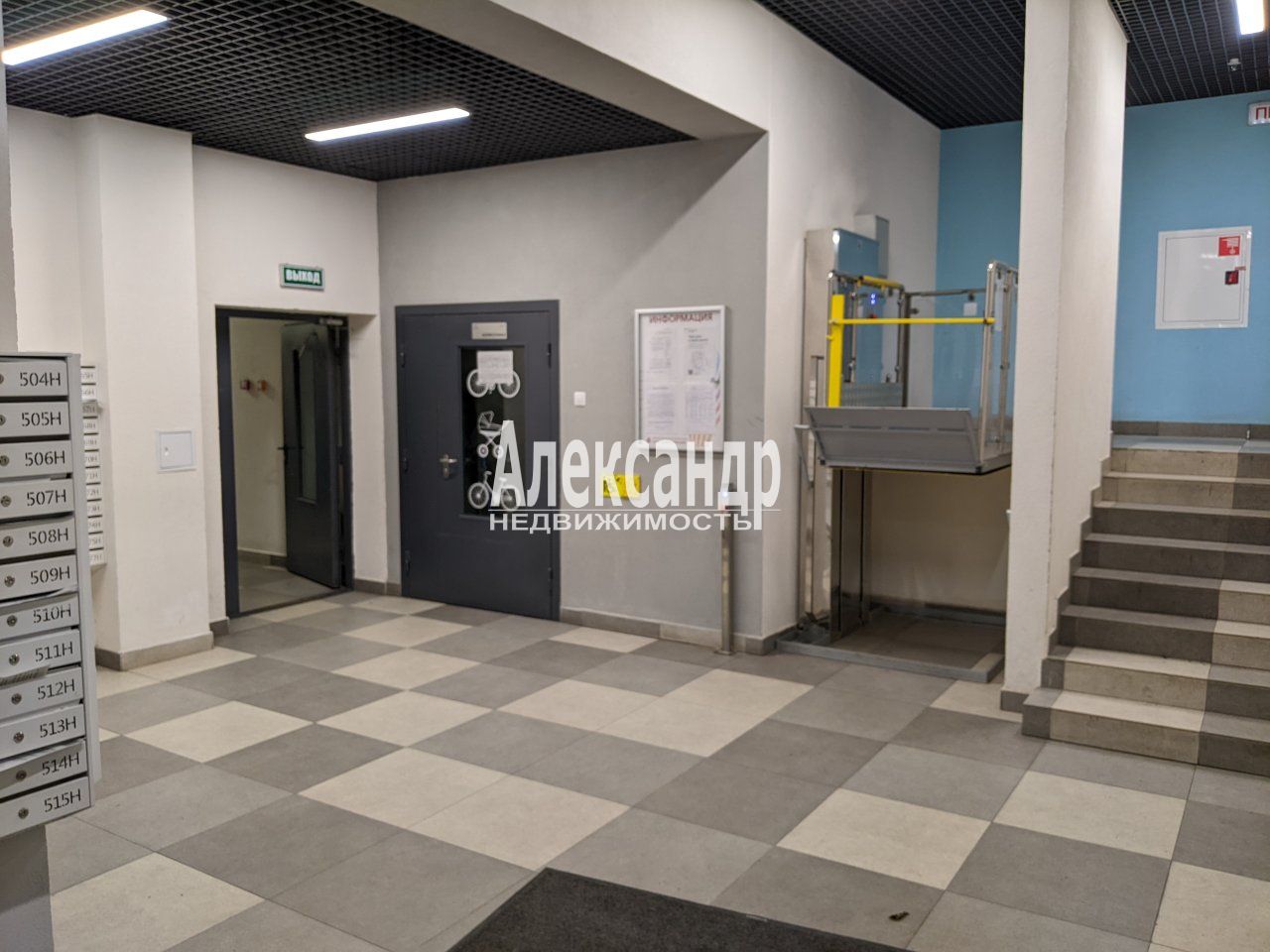 1-комнатная квартира (36м2) на продажу по адресу Санкт-Петербург, Торфяная дорога, 15к3— фото 21 из 25