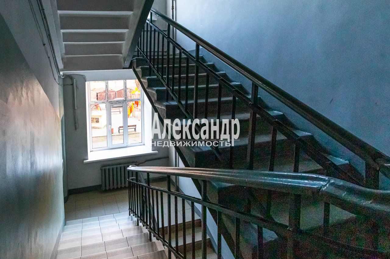 2-комнатная квартира (46м2) на продажу по адресу Санкт-Петербург, 2-я Советская улица, 25/2— фото 15 из 19