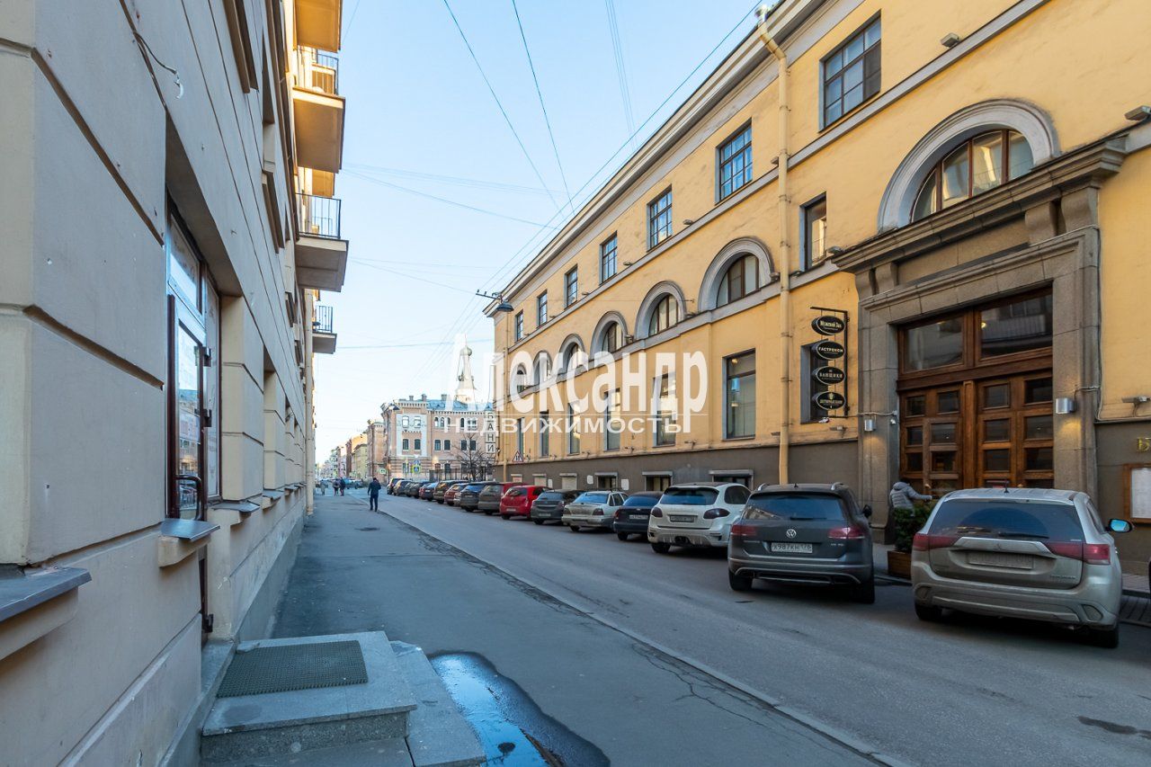 2-комнатная квартира (46м2) на продажу по адресу Санкт-Петербург, 2-я Советская улица, 25/2— фото 17 из 19
