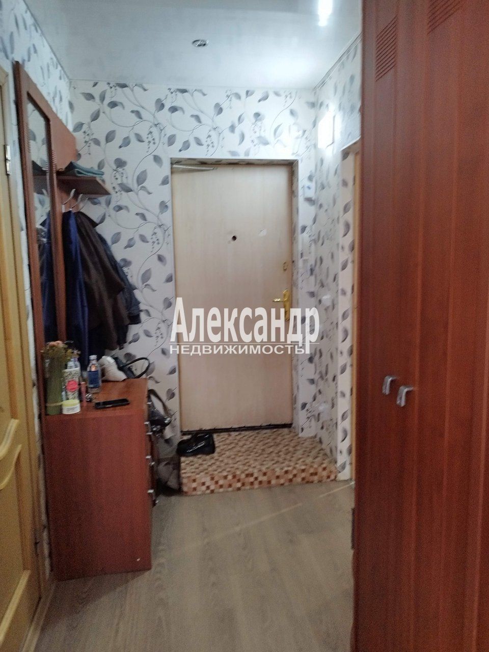1-комнатная квартира (39м2) на продажу по адресу Ленинградская область, Выборг, улица Гагарина, 39— фото 3 из 12