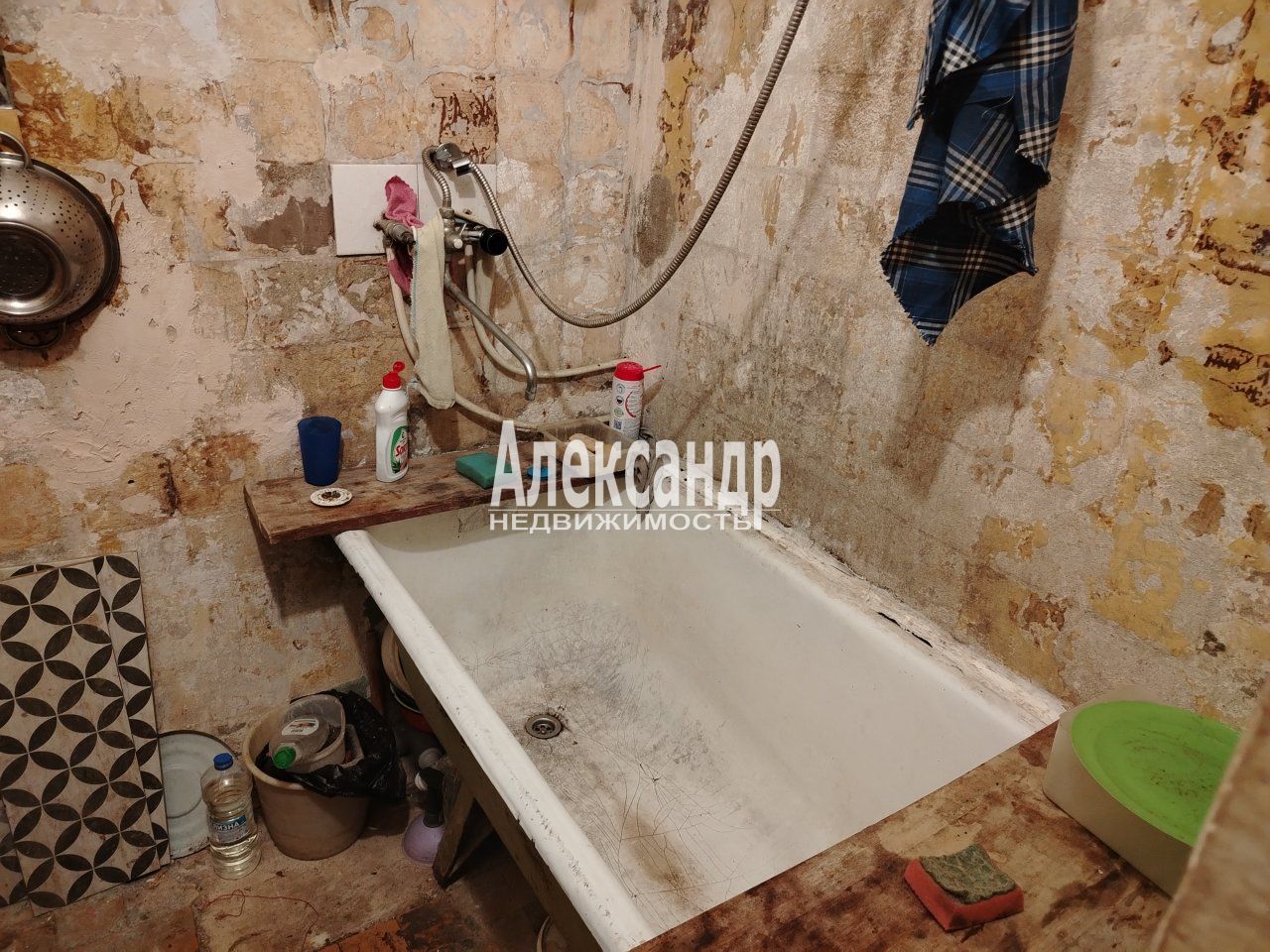 3-комнатная квартира (63м2) на продажу по адресу Ленинградская область, Волхов, улица Вали Голубевой, 17— фото 21 из 23