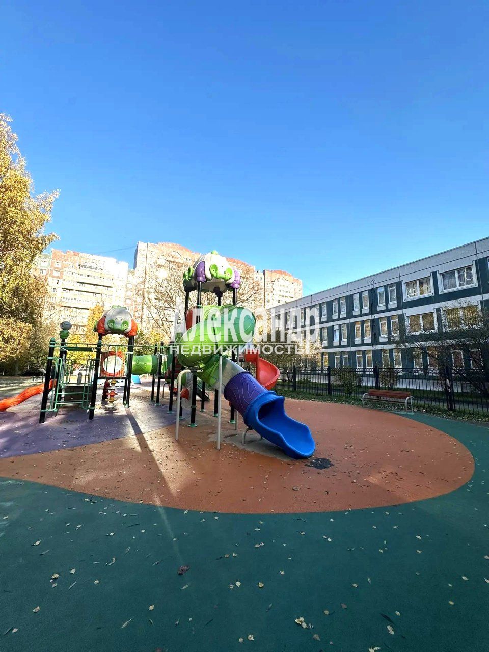 3-комнатная квартира (68м2) на продажу по адресу Санкт-Петербург, Школьная улица, 114к2— фото 36 из 37