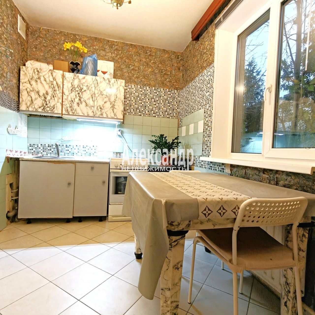 3-комнатная квартира (68м2) на продажу по адресу Санкт-Петербург, Школьная улица, 114к2— фото 20 из 37
