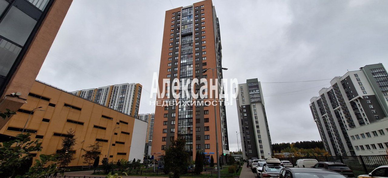 3-комнатная квартира (77м2) на продажу по адресу Санкт-Петербург, Приморский район, ул Лидии Зверевой, дом 3 кор 3 стр 1— фото 1 из 20