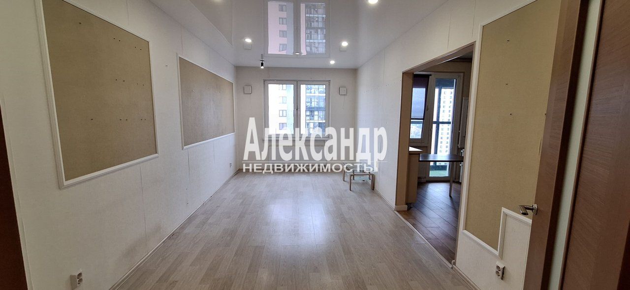 3-комнатная квартира (77м2) на продажу по адресу Санкт-Петербург, Приморский район, ул Лидии Зверевой, дом 3 кор 3 стр 1— фото 6 из 20