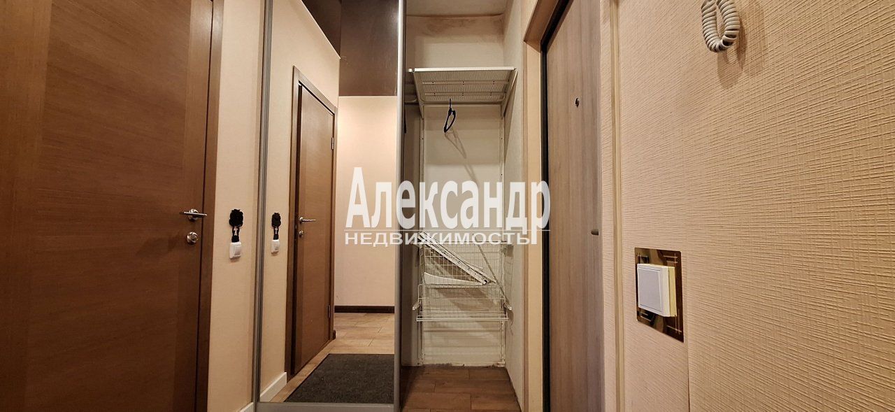 3-комнатная квартира (77м2) на продажу по адресу Санкт-Петербург, Приморский район, ул Лидии Зверевой, дом 3 кор 3 стр 1— фото 16 из 20