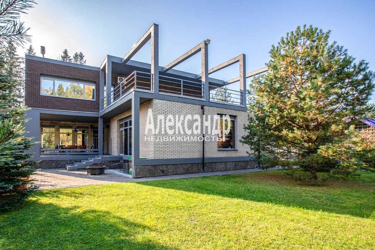 Жилой дом (487м2) на продажу — фото 2 из 32