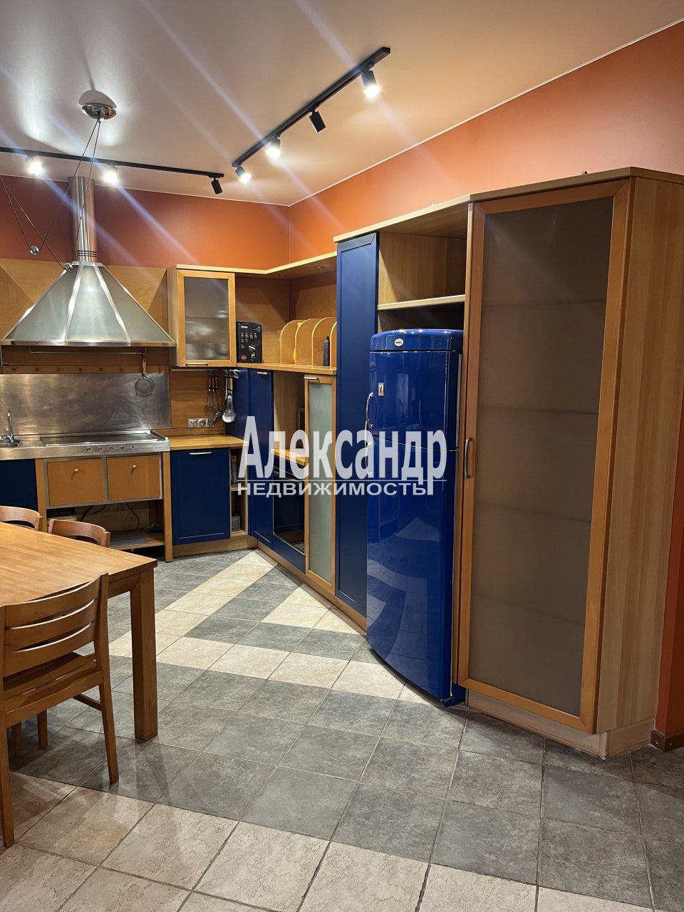 3-комнатная квартира площадью 90 м2