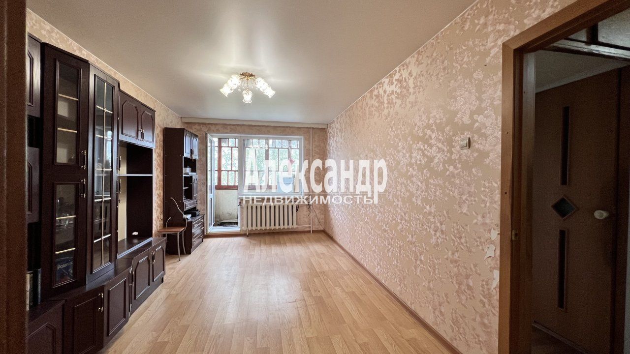 2-комнатная квартира (43м2) на продажу по адресу Ленинградская область, Выборгский район, Светогорск, улица Коробицына, 7— фото 5 из 28