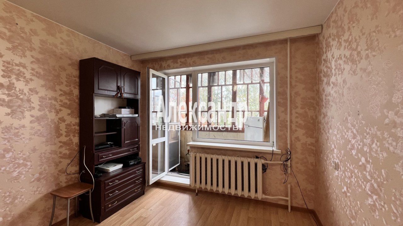 2-комнатная квартира (43м2) на продажу по адресу Ленинградская область, Выборгский район, Светогорск, улица Коробицына, 7— фото 7 из 28