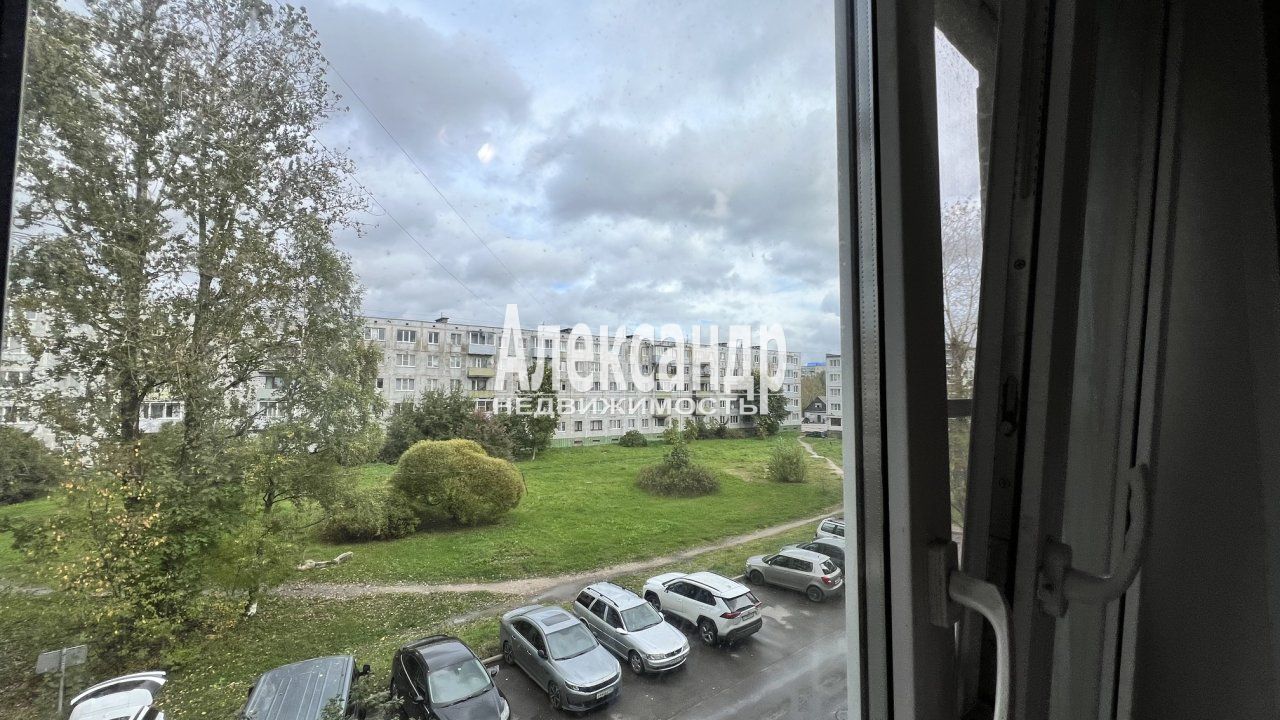 2-комнатная квартира (43м2) на продажу по адресу Ленинградская область, Выборгский район, Светогорск, улица Коробицына, 7— фото 12 из 28