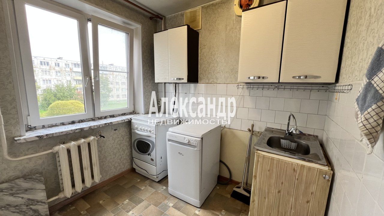 2-комнатная квартира (43м2) на продажу по адресу Ленинградская область, Выборгский район, Светогорск, улица Коробицына, 7— фото 16 из 28