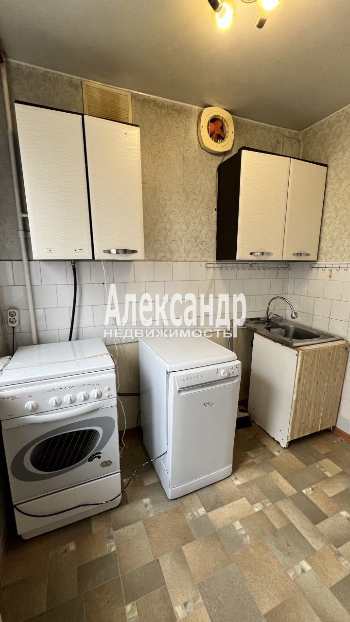 2-комнатная квартира (43м2) на продажу по адресу Ленинградская область, Выборгский район, Светогорск, улица Коробицына, 7— фото 17 из 28