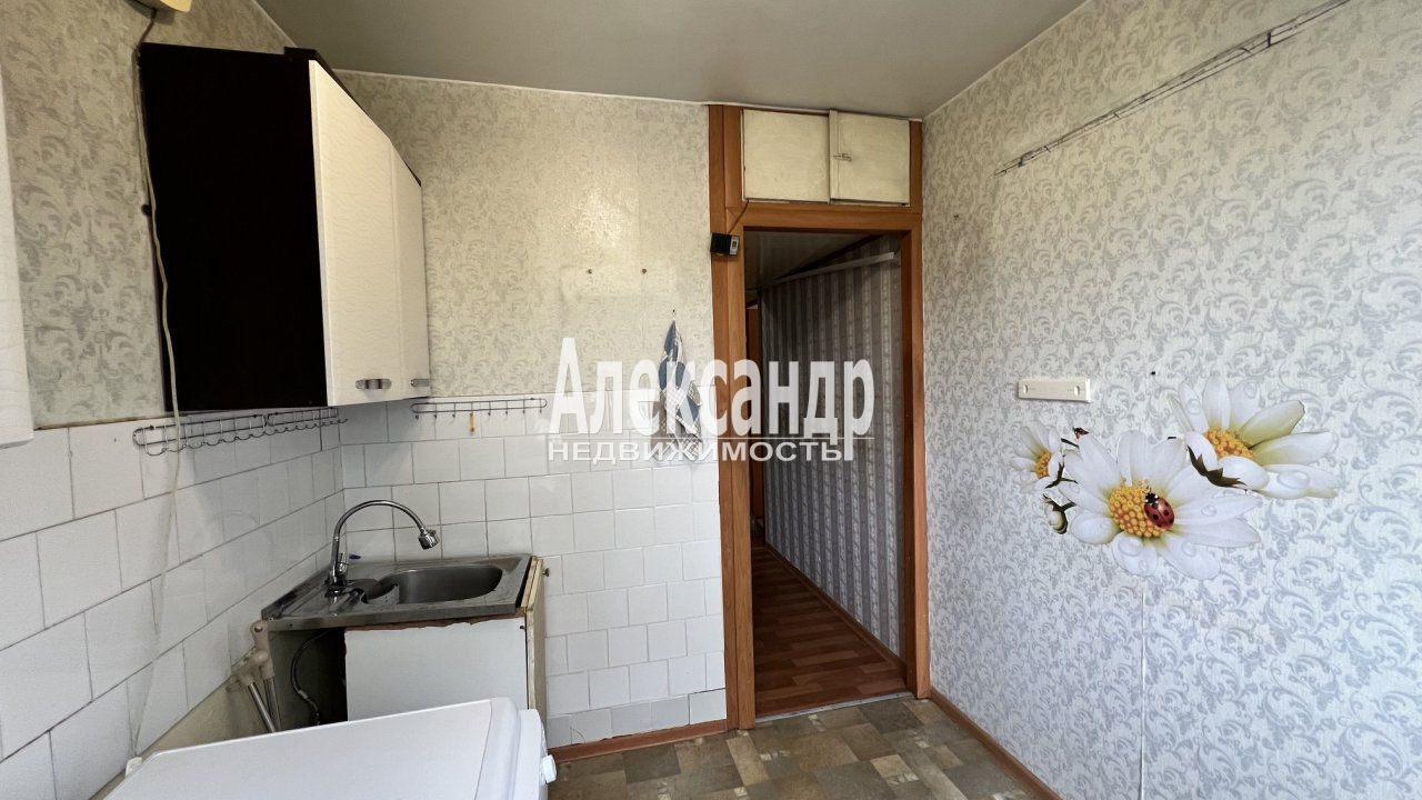 2-комнатная квартира (43м2) на продажу по адресу Ленинградская область, Выборгский район, Светогорск, улица Коробицына, 7— фото 18 из 28