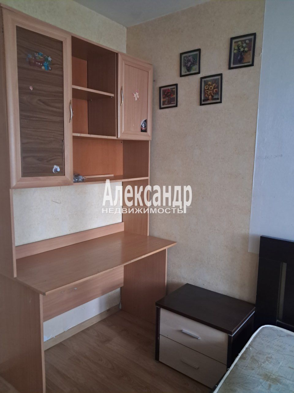 3-комнатная квартира (62м2) в аренду по адресу Санкт-Петербург, улица Олеко Дундича, 19к1— фото 3 из 16