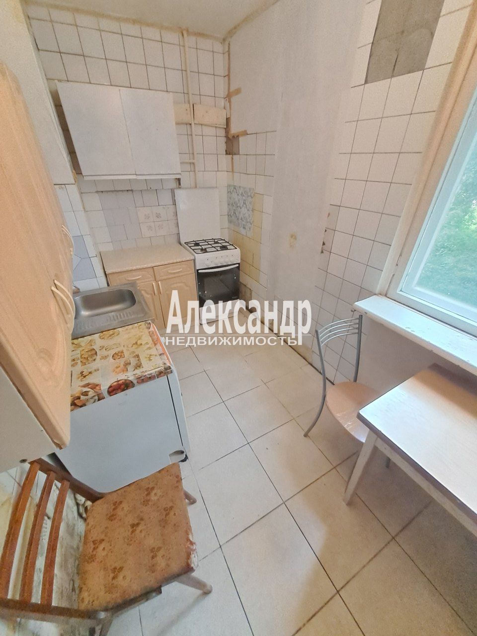 3-комнатная квартира (62м2) в аренду по адресу Санкт-Петербург, улица Олеко Дундича, 19к1— фото 7 из 16