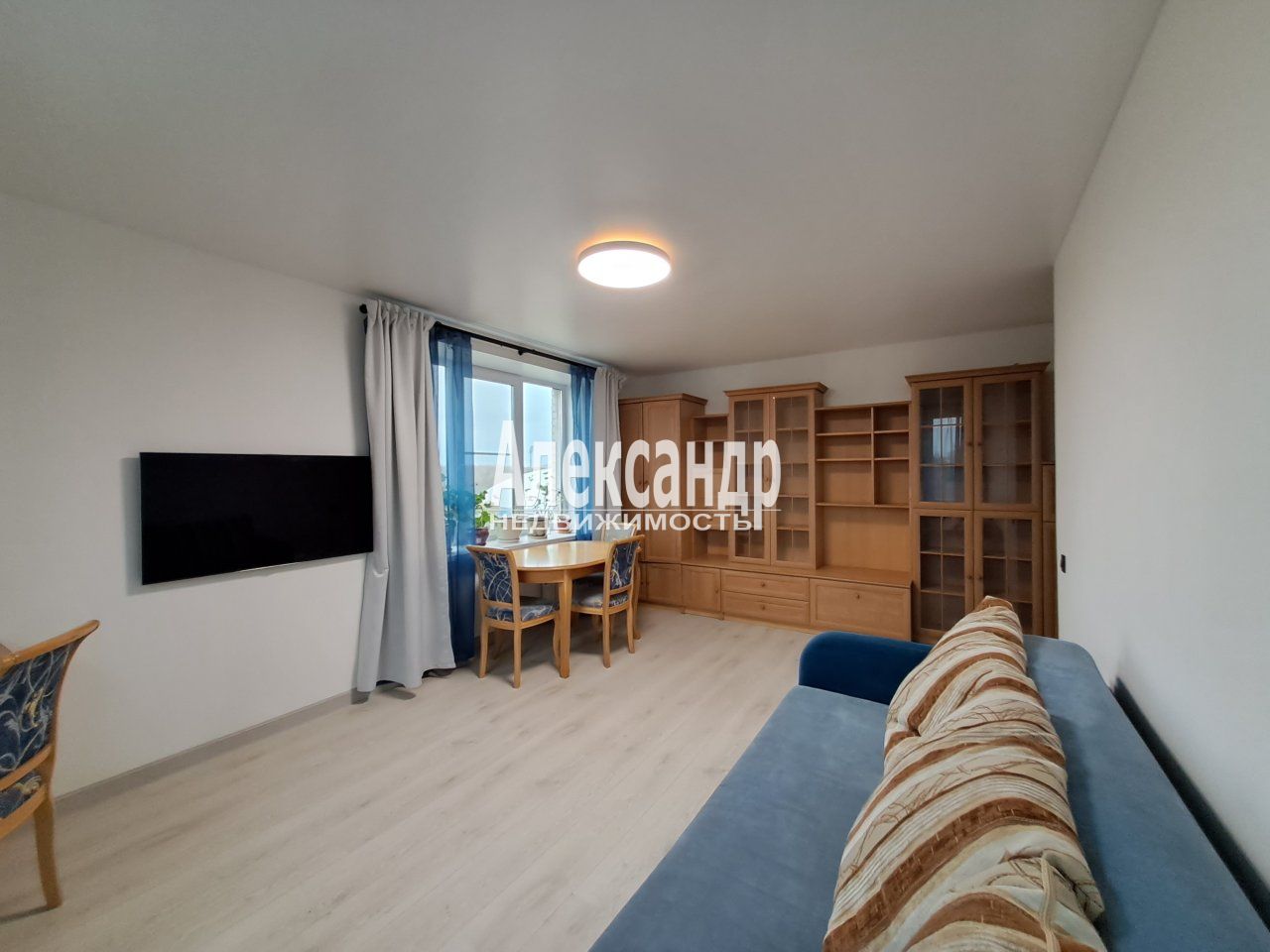 2-комнатная квартира (51м2) в аренду по адресу Санкт-Петербург, улица Верности, 36— фото 10 из 18