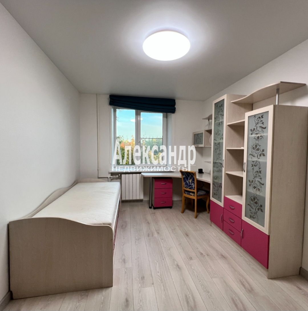 2-комнатная квартира (51м2) в аренду по адресу Санкт-Петербург, улица Верности, 36— фото 11 из 18