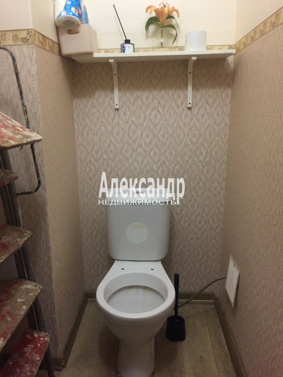 Комната в 4-комнатной квартире