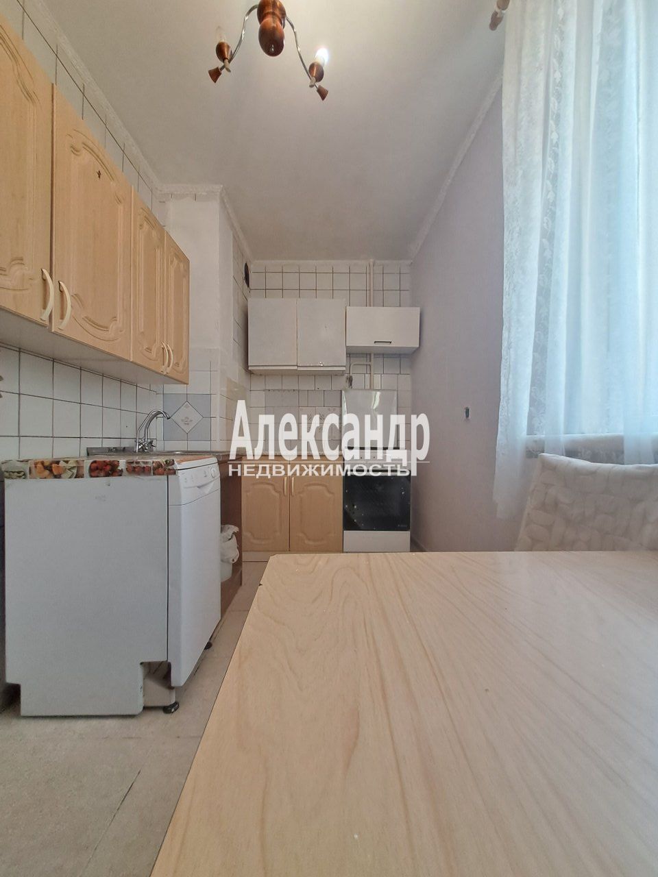3-комнатная квартира (62м2) в аренду по адресу Санкт-Петербург, улица Олеко Дундича, 19к1— фото 14 из 22