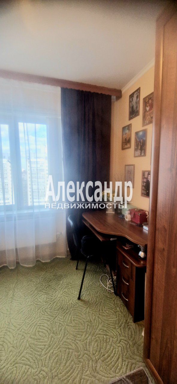 2-комнатная квартира (62м2) на продажу по адресу Санкт-Петербург, Комендантский проспект, 16к1, подъезд 1— фото 9 из 17