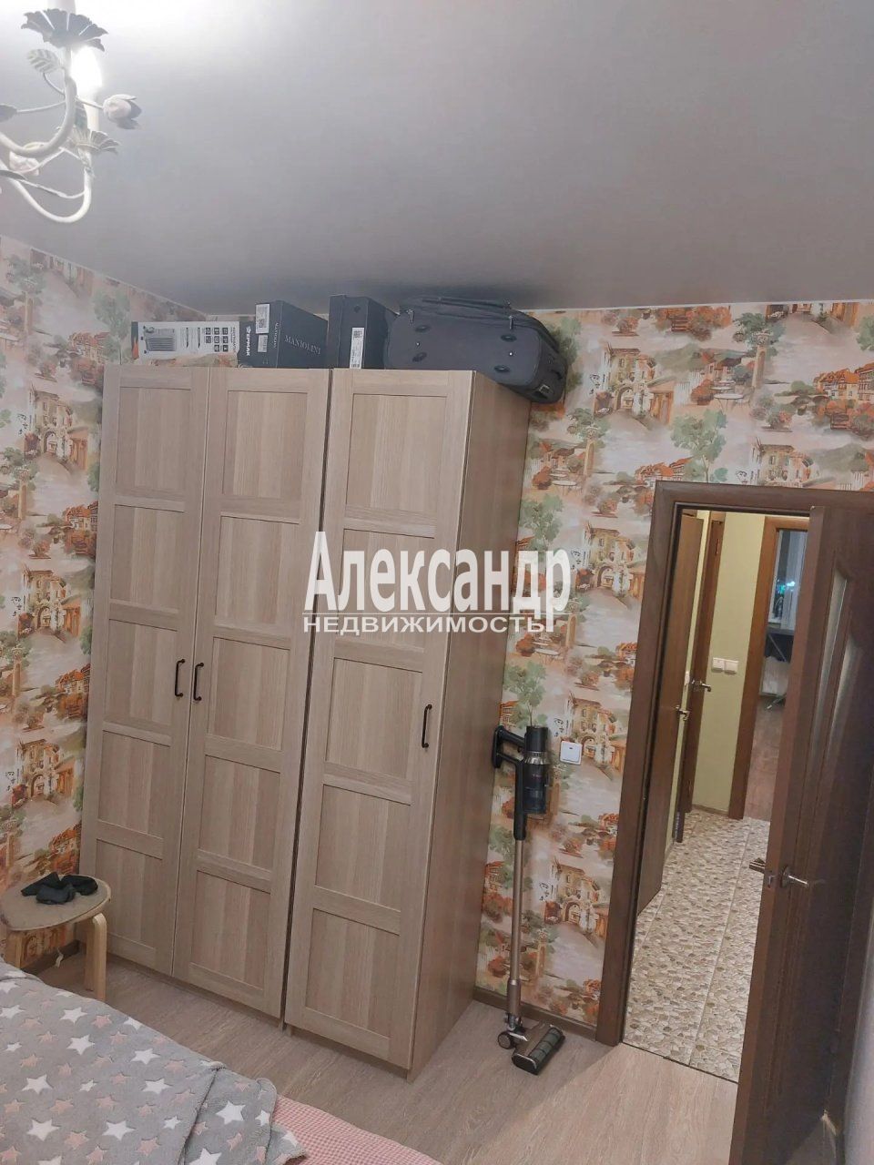 2-комнатная квартира (41м2) на продажу по адресу Ленинградская область, Всеволожский район, Мурино, бульвар Менделеева, 3, подъезд 2— фото 9 из 13