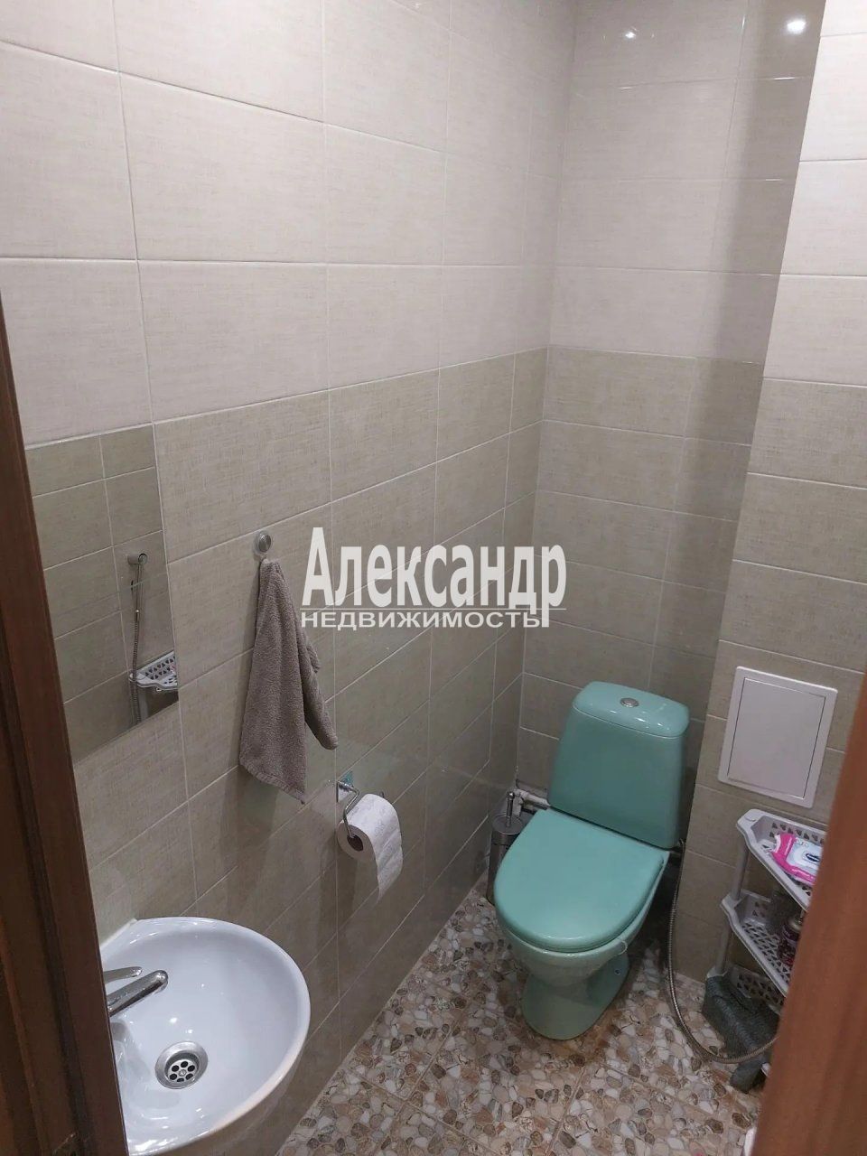 2-комнатная квартира (41м2) на продажу по адресу Ленинградская область, Всеволожский район, Мурино, бульвар Менделеева, 3, подъезд 2— фото 10 из 13