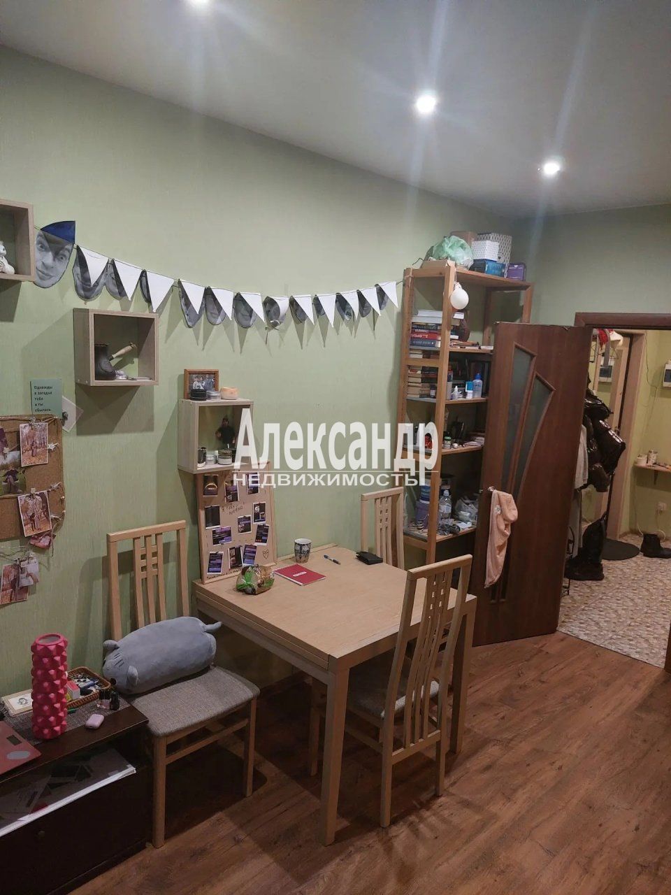 2-комнатная квартира (41м2) на продажу по адресу Ленинградская область, Всеволожский район, Мурино, бульвар Менделеева, 3, подъезд 2— фото 4 из 13