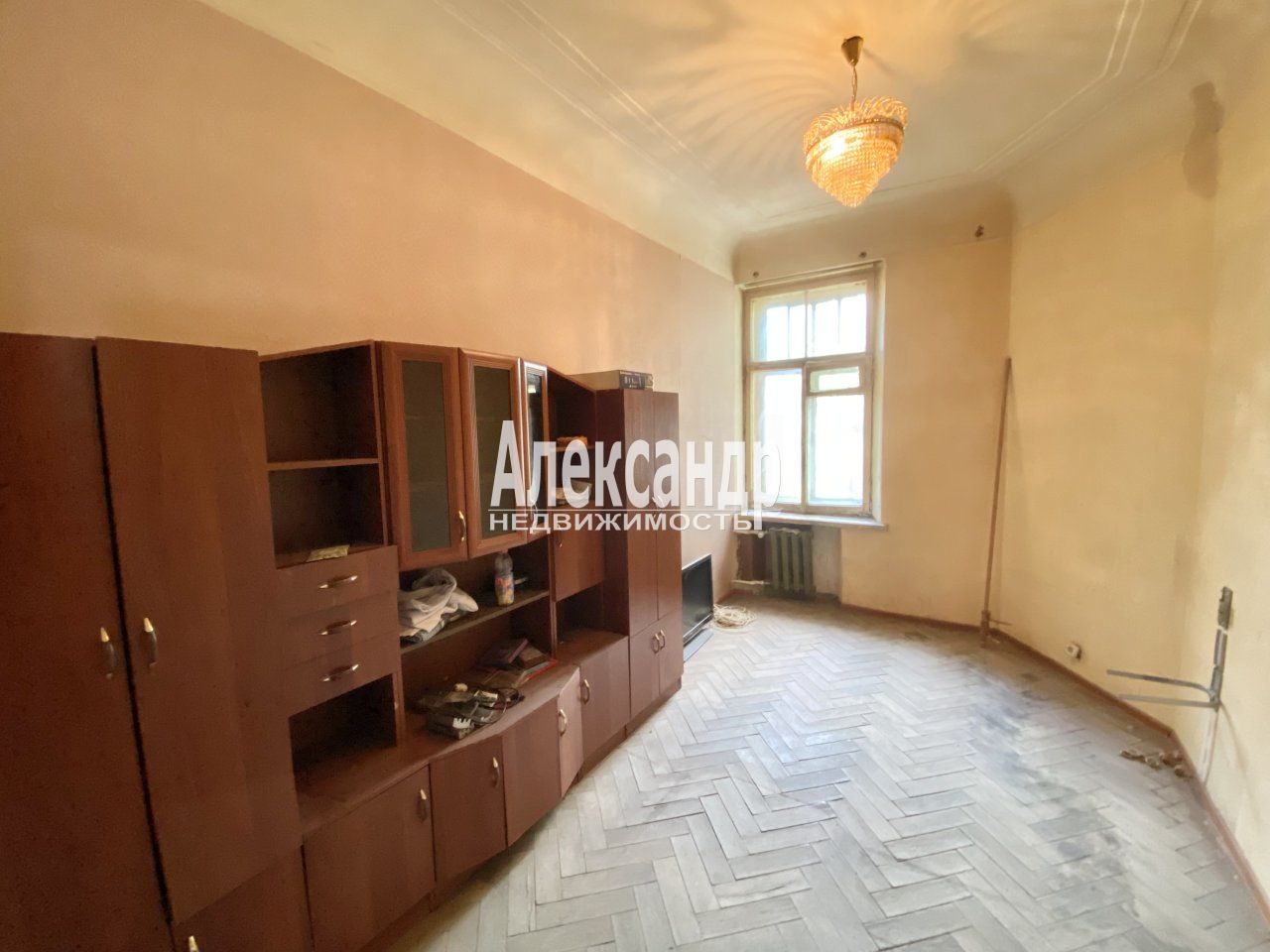 Комната в 6-комнатной квартире (186м2) на продажу по адресу Санкт-Петербург, улица Академика Лебедева, 12— фото 2 из 24