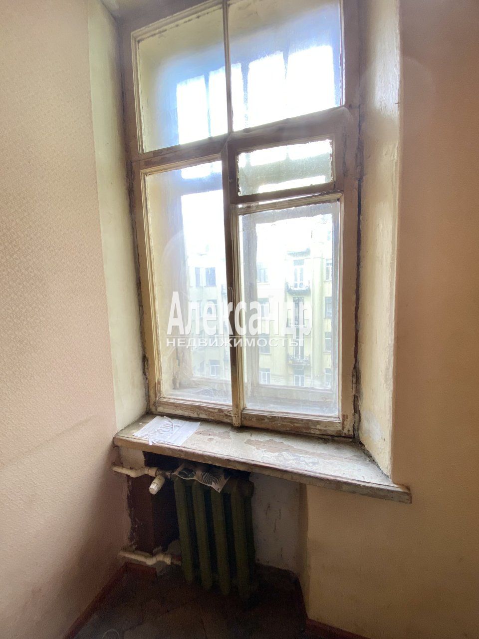 Комната в 6-комнатной квартире (186м2) на продажу по адресу Санкт-Петербург, улица Академика Лебедева, 12— фото 5 из 24