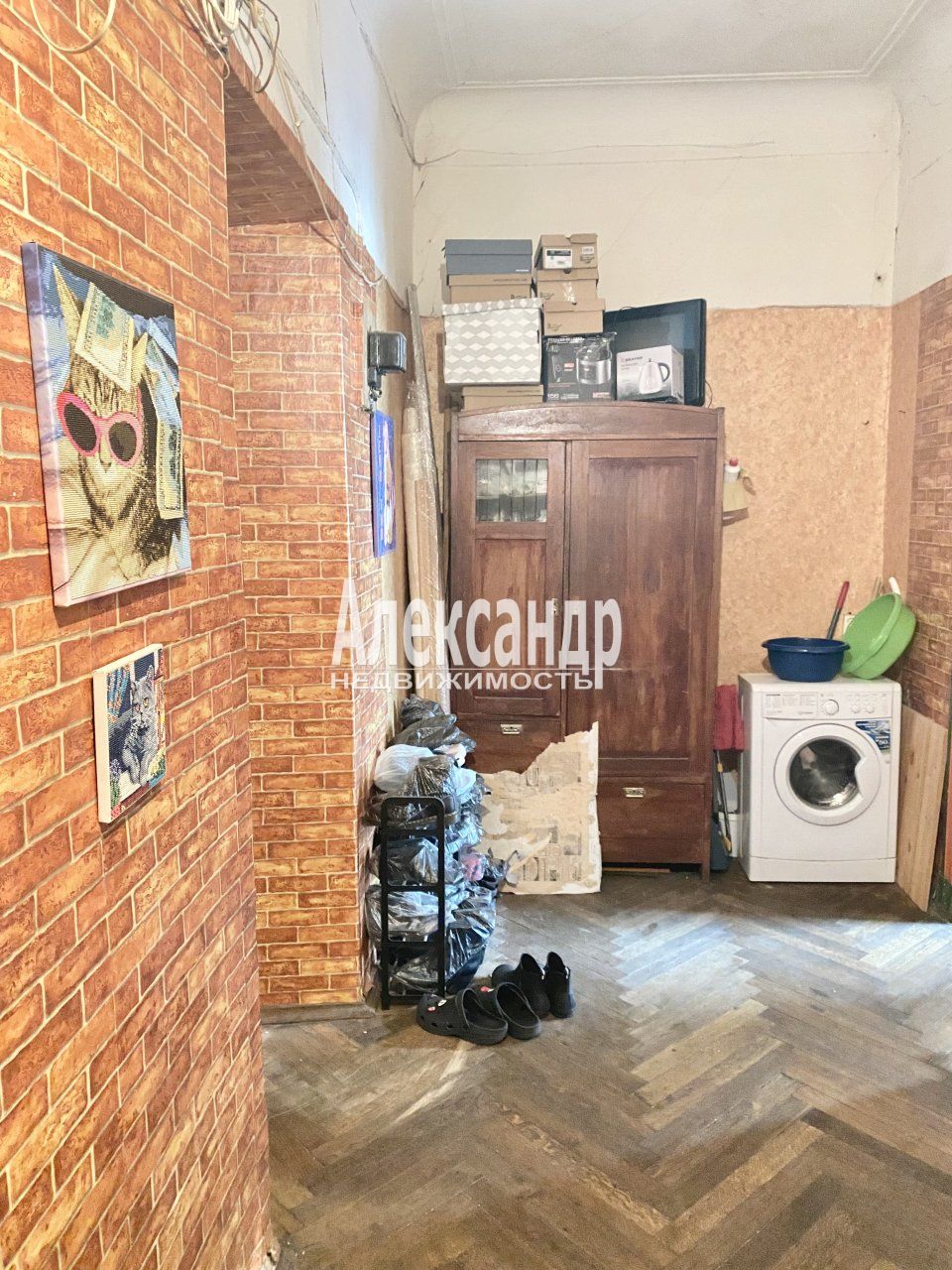 Комната в 6-комнатной квартире (186м2) на продажу по адресу Санкт-Петербург, улица Академика Лебедева, 12— фото 10 из 24