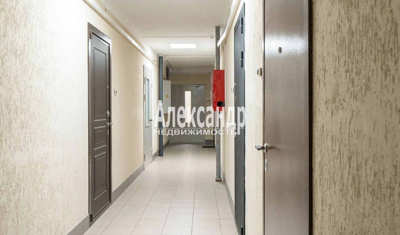 1-комнатная квартира (31м2) на продажу по адресу Ленинградская область, Всеволожский район, Мурино, Петровский бульвар, 14к1, подъезд 3— фото 19 из 22