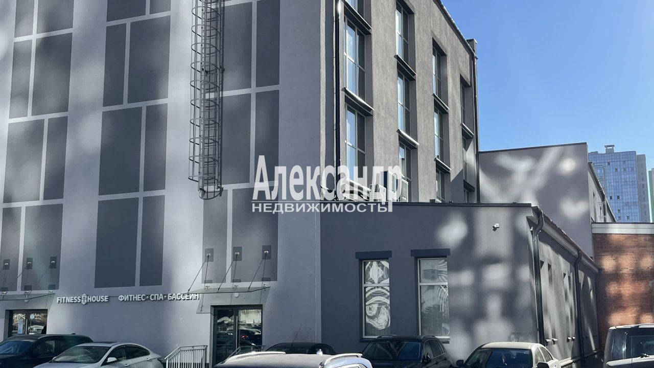 2-комнатная квартира (63м2) на продажу по адресу Санкт-Петербург, Богословская улица, 4к1— фото 13 из 21